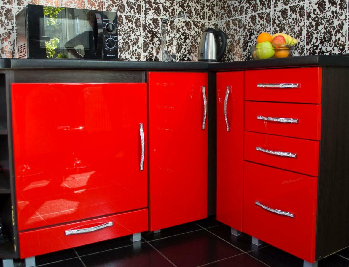 Modern Red Апартаменты Львов